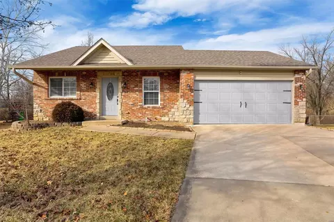 Exterior - 63 White Doe Ct, Eureka, MO 63025 photo 2 of 11