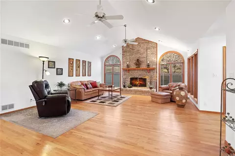 Living - 16777 Clayton Rd, Wildwood, MO 63011 photo 1 of 7