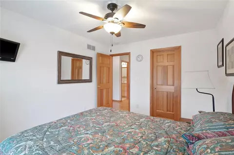Bedroom - 16777 Clayton Rd, Wildwood, MO 63011 photo 4 of 5
