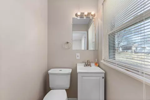 Bath - 9032 Kickapoo Dr, Saint Louis, MO 63123 photo 2 of 2