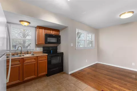 Kitchen - 9032 Kickapoo Dr, Saint Louis, MO 63123 photo 1 of 5