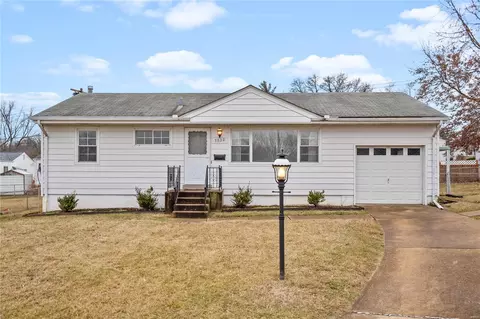7620 General Hooker Ct, Saint Louis, MO 63123