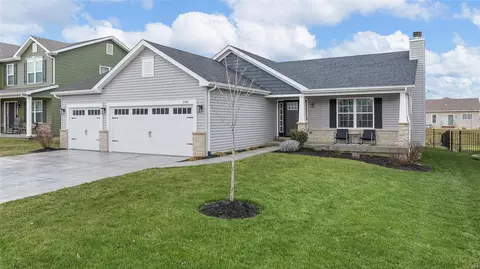 1540 Misty River Dr, O'fallon, MO 63366 photo 2