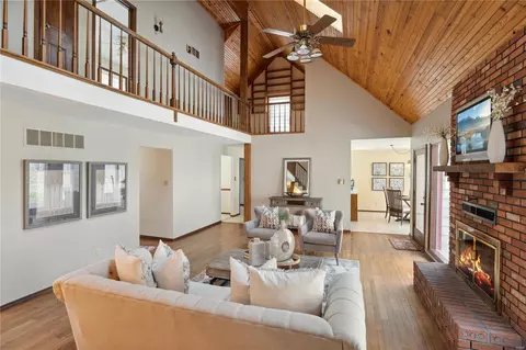 1368 Forest Splendor Trl, Wildwood, MO 63021 photo 9
