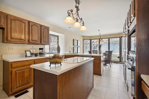 1368 Forest Splendor Trl, Wildwood, MO 63021 photo 13