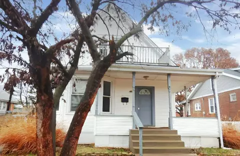 9113 Delphine Ave, Saint Louis, MO 63114