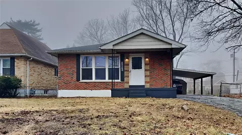 12015 Larimore Rd, Saint Louis, MO 63138