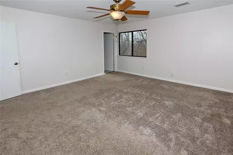 726 Windy Ridge Dr, Ballwin, MO 63021 photo 11