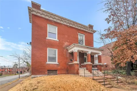 3475 Giles Ave, Saint Louis, MO 63116