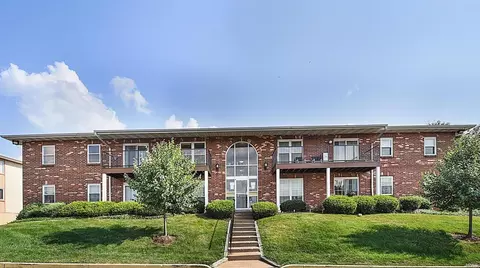 10336 Forest Brk #F, Saint Louis, MO 63146