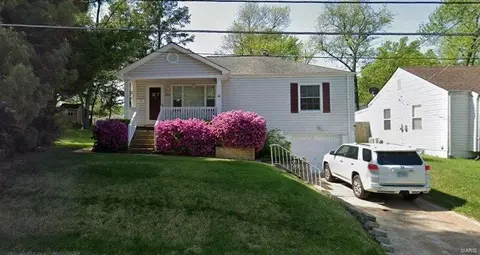 5906 Staely Ave, Saint Louis, MO 63123