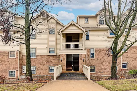 12942 Bryce Canyon Dr #A, Maryland Heights, MO 63043