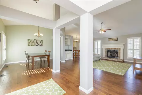 Dining - 2205 Currier Pl, O'fallon, MO 63368 photo 6 of 6