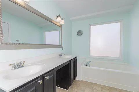 Bath - 2205 Currier Pl, O'fallon, MO 63368 photo 1 of 3