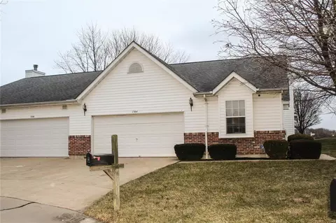 1304 Eagles Way Ct, Hazelwood, MO 63042