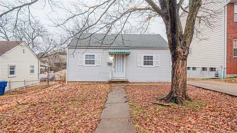 1552 Kraft St, Saint Louis, MO 63139
