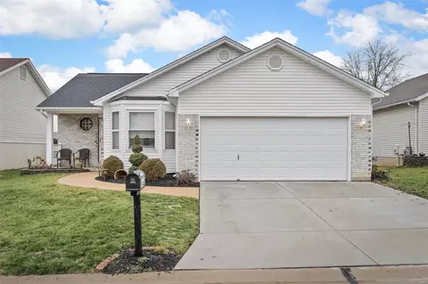 1852 Florine Ct, Saint Charles, MO 63303
