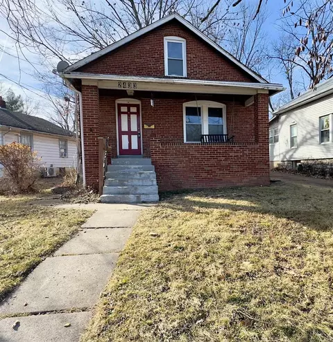 2433 Bristow Ave, Saint Louis, MO 63114