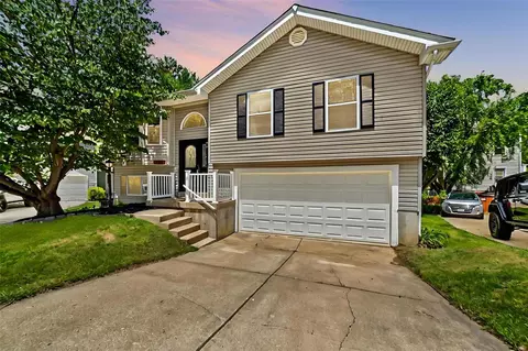142 Lamplighter Way, O'fallon, MO 63368