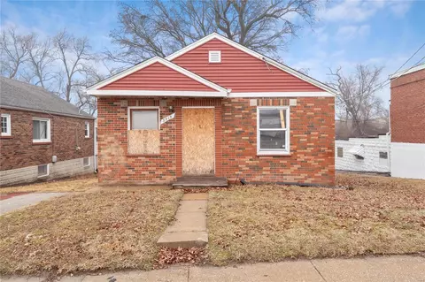 3515 N Hanley Rd, Saint Louis, MO 63121