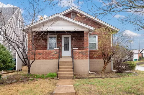 2330 Annalee Ave, Saint Louis, MO 63144