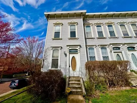2321 Rutger St #A, Saint Louis, MO 63104