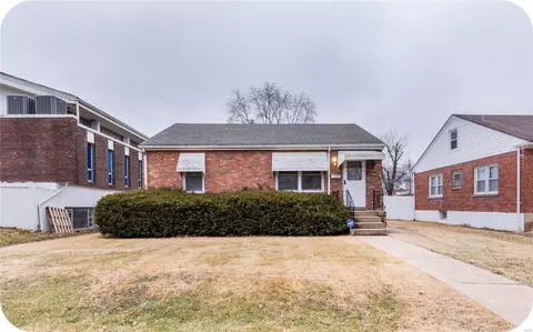 4905 Minnesota Ave, Saint Louis, MO 63111