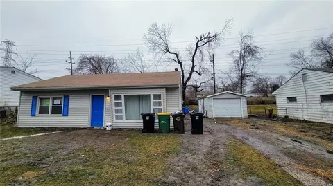 11893 Bridgevale Ave, Saint Louis, MO 63138