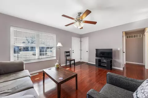 Living - 601 Woodcrest Blvd, O'fallon, MO 63368 photo 1 of 3