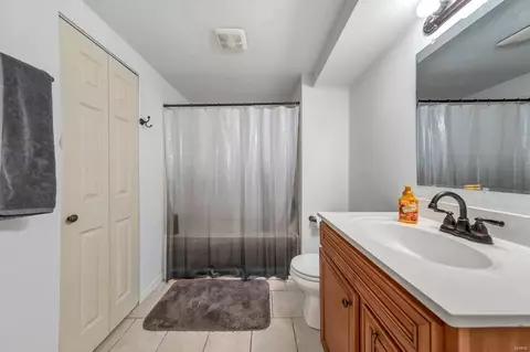 Bath - 601 Woodcrest Blvd, O'fallon, MO 63368 photo 2 of 2