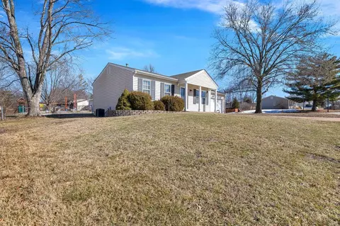 Exterior - 601 Woodcrest Blvd, O'fallon, MO 63368 photo 2 of 6