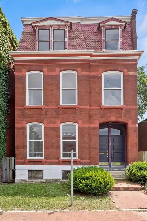 1004 Morrison Ave, Saint Louis, MO 63104
