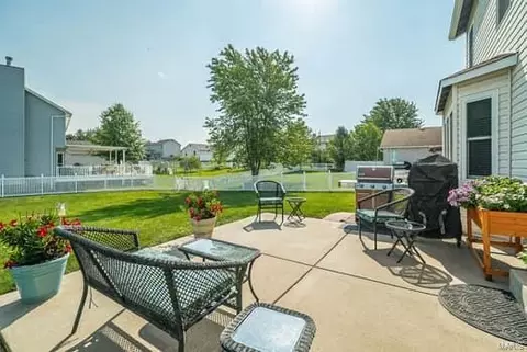 1449 Sunburst Dr, O'fallon, MO 63366 photo 17