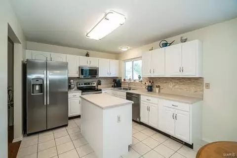 1449 Sunburst Dr, O'fallon, MO 63366 photo 7