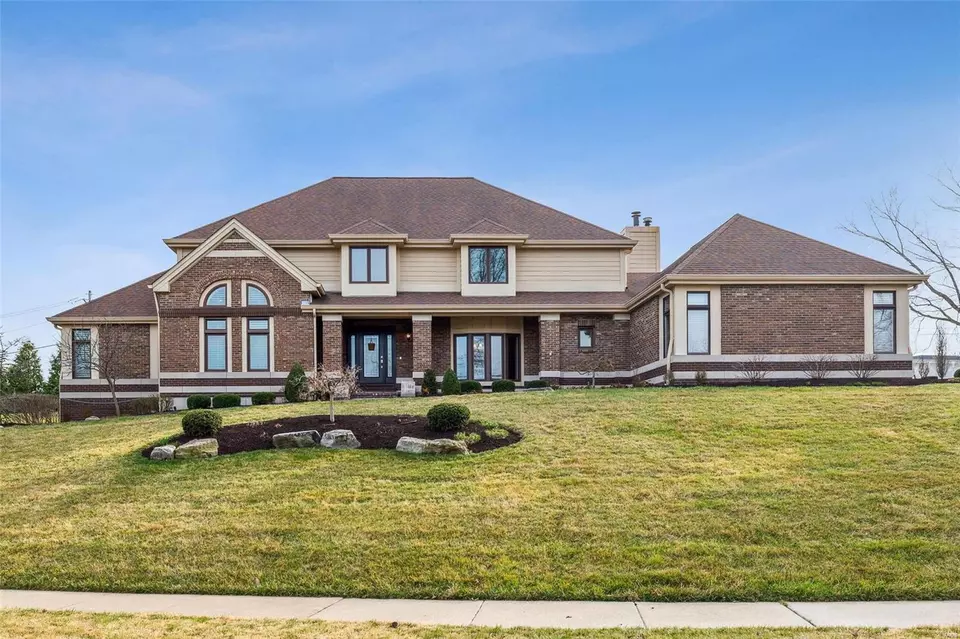 10700 Kingsbridge Estates Dr, Creve Coeur, MO 63141 32 Photos Movoto