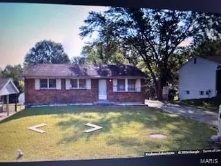 2116 Gladiator Dr, Fenton, MO 63026