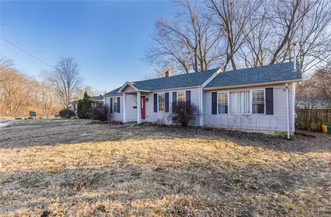 838 E Pacific Ave, Saint Louis, MO 63119 photo 3