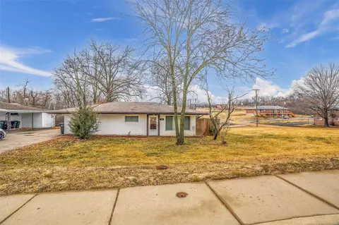 507 S Holmes Ave, Saint Louis, MO 63122