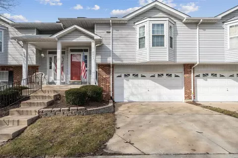 2005 Belltower Dr #C, Saint Peters, MO 63376