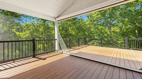 16000 Canterbury Estates Dr, Ellisville, MO 63021 photo 30