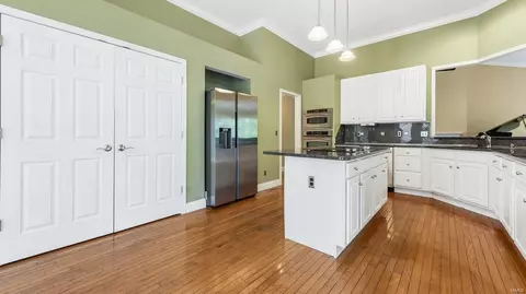 16000 Canterbury Estates Dr, Ellisville, MO 63021 photo 13