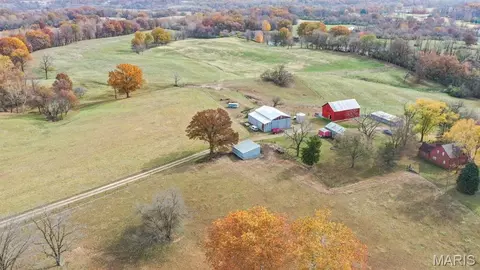 4245 Seminary Rd, Alton, IL 62002