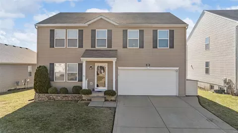 532 Rifle Ridge Dr, Wentzville, MO 63385