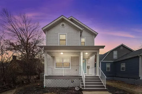 6630 Crest Ave, University City, MO 63130
