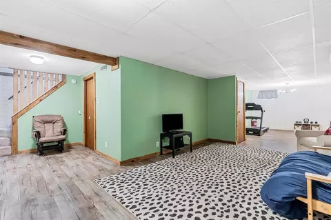 Living - 228 Ramsey Ln, Ballwin, MO 63021 photo 3 of 3