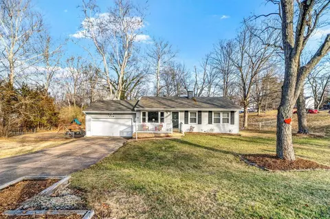 Exterior - 228 Ramsey Ln, Ballwin, MO 63021 photo 2 of 10