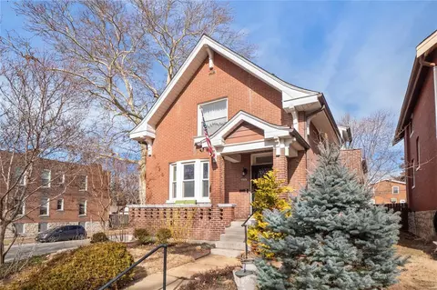 3257 Hartford St, Saint Louis, MO 63118