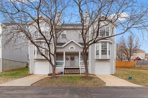 1603 Whispering Creek Dr, Ballwin, MO 63021