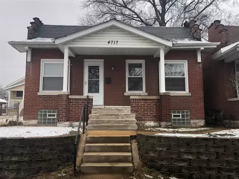 4717 Ray Ave, Saint Louis, MO 63116