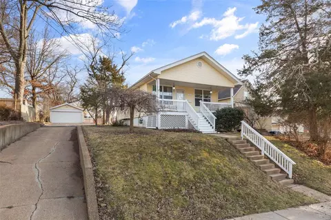 3504 Manhattan Ave, Saint Louis, MO 63143